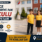Derince Pakmaya Huriye Pak İlkokulu 2026-2027 okul kıyafetleri. Sarı polo yaka okul formaları Krallar Tekstil kalitesiyle.